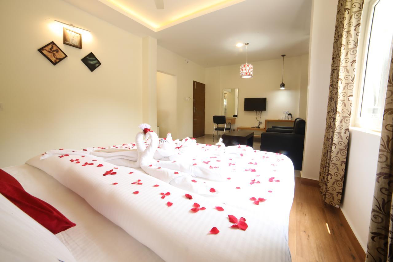 Hotel Soorya Castle Wayanad Buitenkant foto